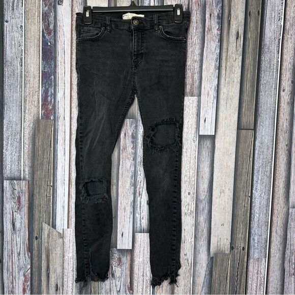 |EUC| FREE PEOPLE High Rise Distressed Skinny Jeans (Short) - Picture 1 of 6